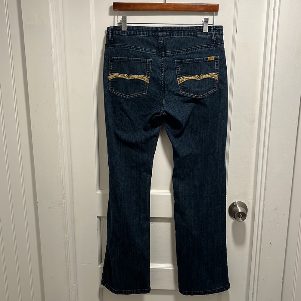 Bill Blass Jeans - Picture 5 of 14